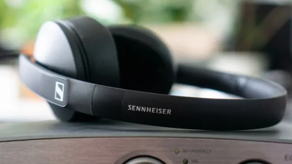 SENNHEISER HD 300 SENNHEISER HD 300