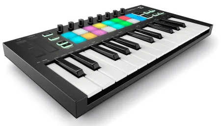 Купить NOVATION Launchkey 25 MK3 по выгодной цене в Сочи