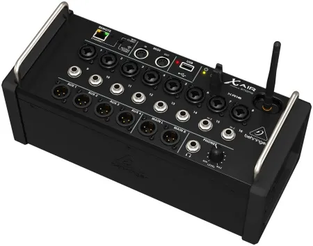 BEHRINGER XR16
