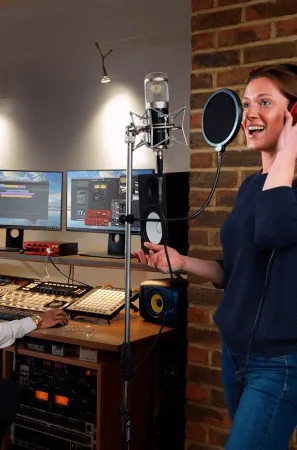 FOCUSRITE Clarett+ 4Pre