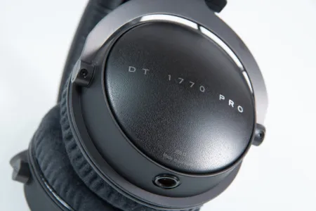 Купить BEYERDYNAMIC DT 1770 PRO по выгодной цене в Сочи