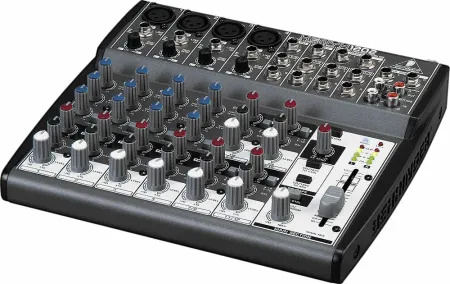 BEHRINGER 1202