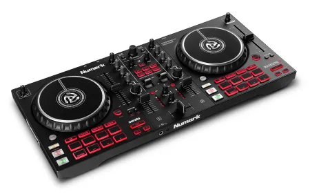 Купить Numark Mixtrack Platinum FX по выгодной цене в Сочи