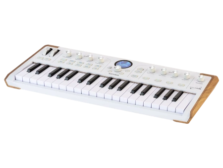Купить Arturia AstroLab 37 White по выгодной цене в Сочи