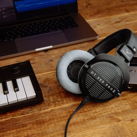 Купить Beyerdynamic DT 990 PRO X по выгодной цене в Сочи