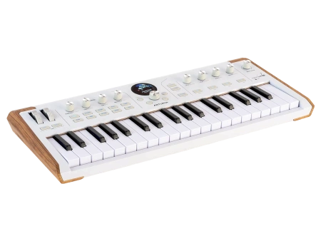 Купить Arturia AstroLab 37 White по выгодной цене в Сочи
